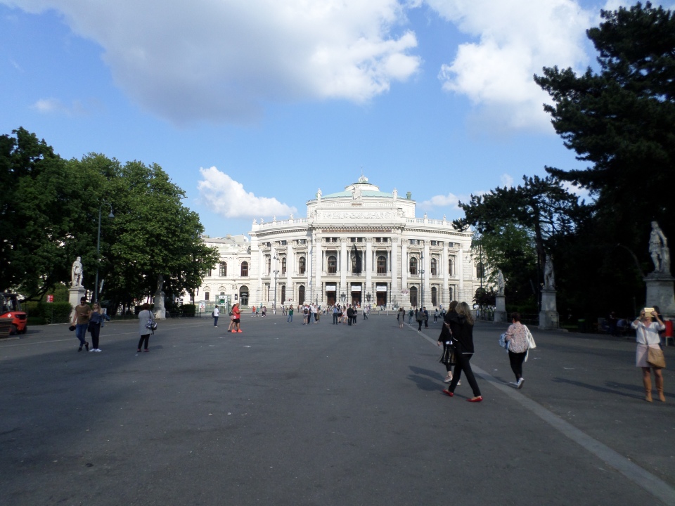 Vienna State Theatre